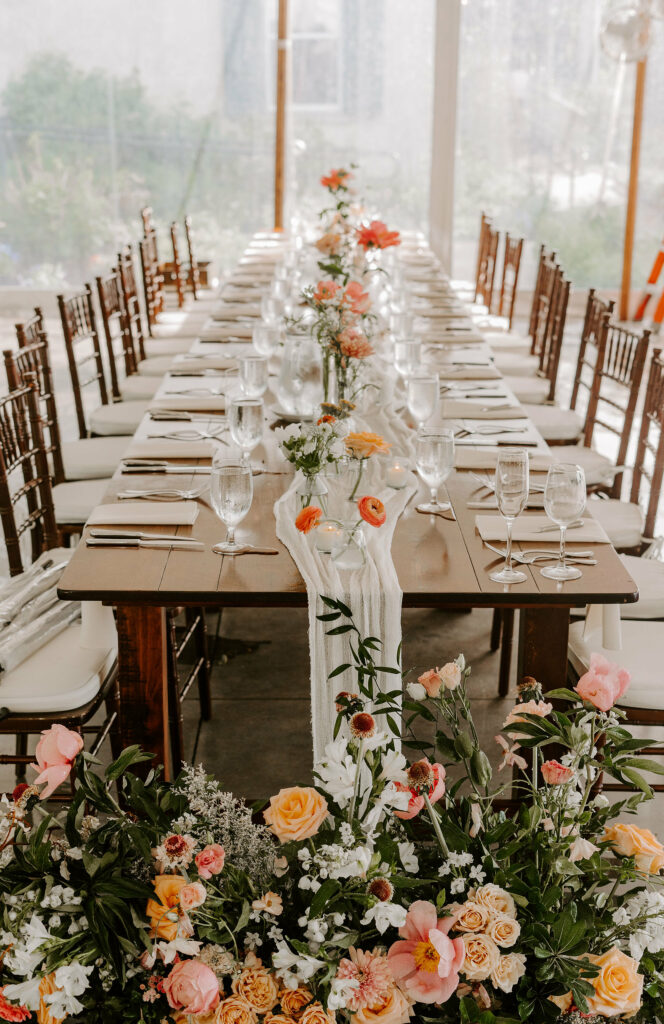 Table decor with flowers.